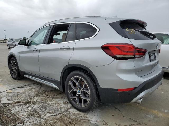 WBXJG7C06L5R48191 - 2020 BMW X1 SDRIVE28I SILVER photo 2