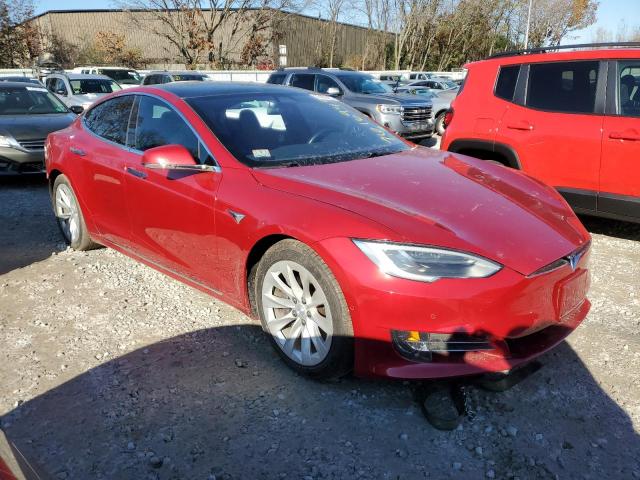 5YJSA1E27JF258797 - 2018 TESLA MODEL S წითელი ფოტო 4