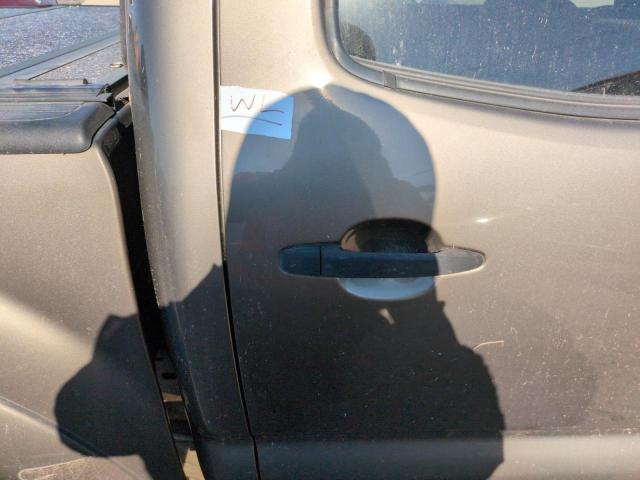 5TFJU4GN8FX086367 - 2015 TOYOTA TACOMA DOUBLE CAB PRERUNNER GRAY photo 12