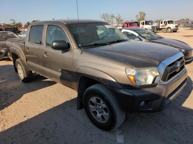 5TFJU4GN8FX086367 - 2015 TOYOTA TACOMA DOUBLE CAB PRERUNNER GRAY photo 4