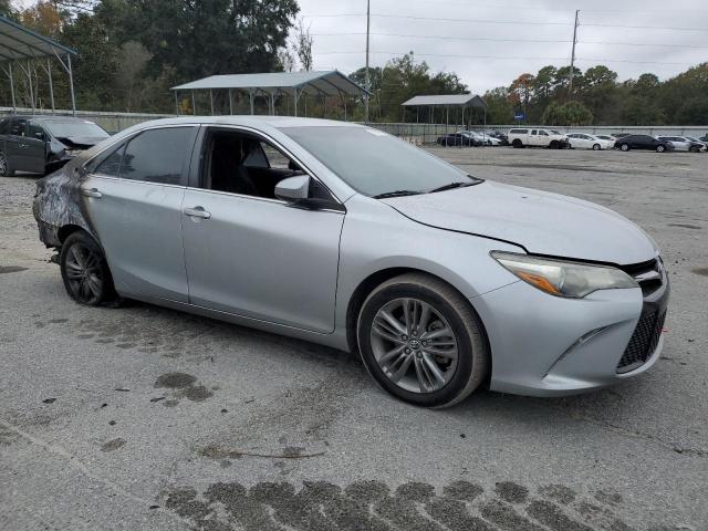 4T1BF1FK4GU252998 - 2016 TOYOTA CAMRY LE SILVER photo 4