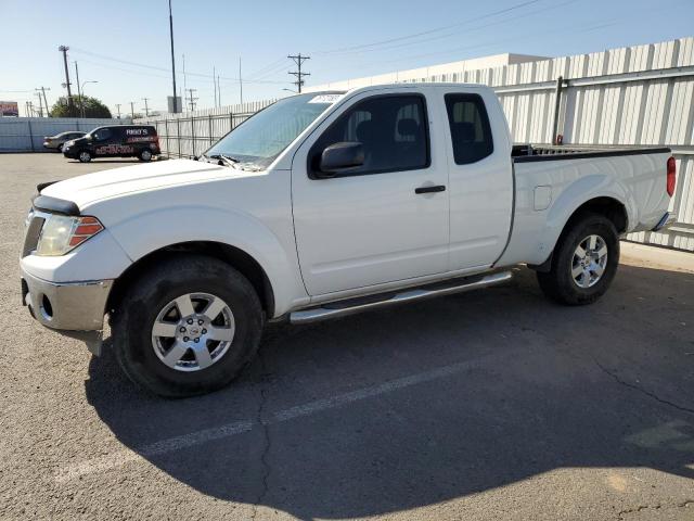 1N6AD0CW1AC412269 - 2010 NISSAN FRONTIER KING CAB SE WHITE photo 1