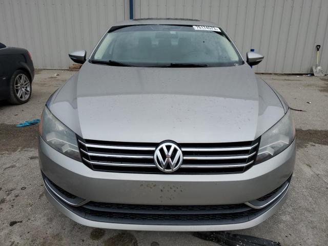 1VWBH7A39CC068753 - 2012 VOLKSWAGEN PASSAT SE SILVER photo 5