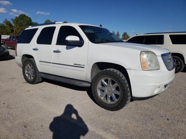 1GKFK03279R162755 - 2009 GMC YUKON DENALI WHITE photo 4