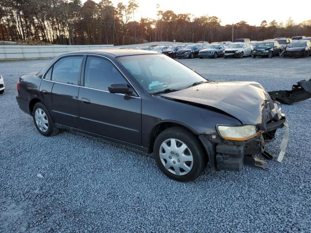 1HGCG5648WA039066 - 1998 HONDA ACCORD LX GRAY photo 4