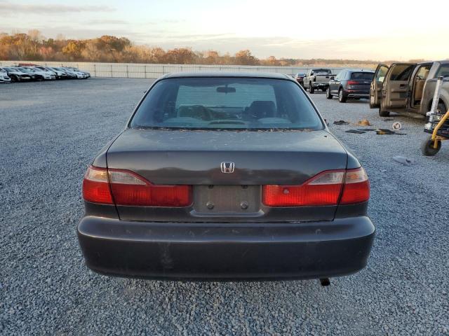 1HGCG5648WA039066 - 1998 HONDA ACCORD LX GRAY photo 6