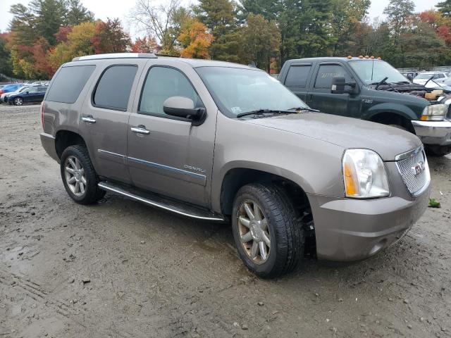 1GKS2EEF1CR157263 - 2012 GMC YUKON DENALI GRAY photo 4