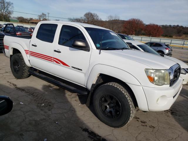 3TMJU62NX8M053804 - 2008 TOYOTA TACOMA DOUBLE CAB PRERUNNER WHITE photo 4