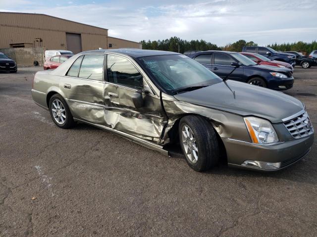 1G6KD5EY3AU127461 - 2010 CADILLAC DTS LUXURY COLLECTION TAN photo 4