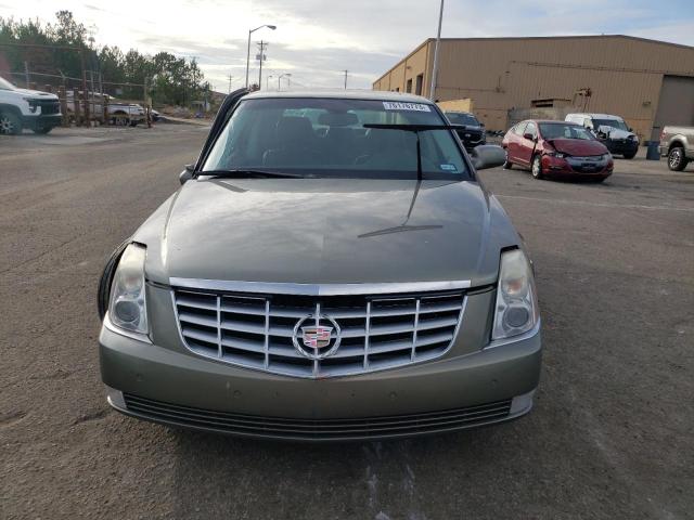 1G6KD5EY3AU127461 - 2010 CADILLAC DTS LUXURY COLLECTION TAN photo 5