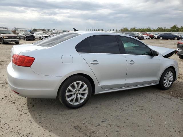 3VWD17AJ5EM354841 - 2014 VOLKSWAGEN JETTA SE SILVER photo 3