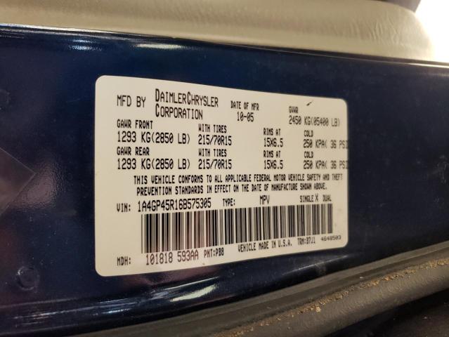 1A4GP45R16B575305 - 2006 CHRYSLER TOWN AND C BLUE photo 13