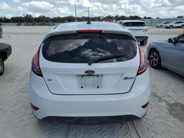 3FADP4EJXGM182860 - 2016 FORD FIESTA SE WHITE photo 6