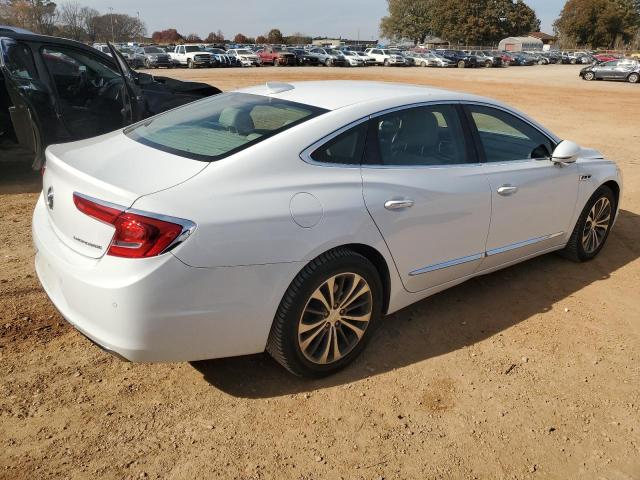 1G4ZP5SS0JU143020 - 2018 BUICK LACROSSE ESSENCE თეთრი ფოტო 3