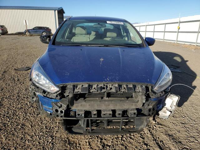 1FADP3FE7JL256482 - 2018 FORD FOCUS SE BLUE photo 5