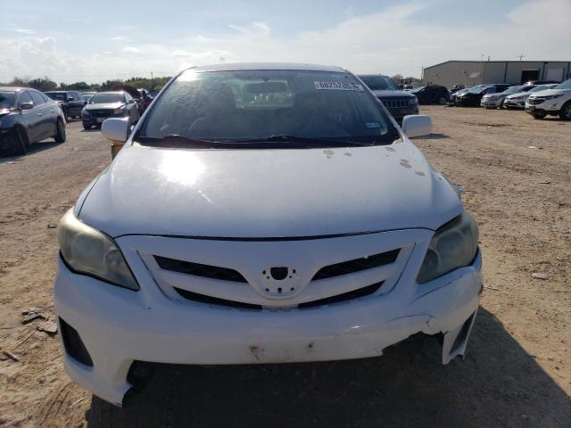 5YFBU4EE2DP083242 - 2013 TOYOTA COROLLA BASE WHITE photo 5