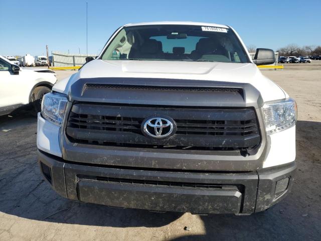5TFRM5F10GX099820 - 2016 TOYOTA TUNDRA DOUBLE CAB SR/SR5 WHITE photo 5