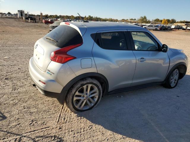 JN8AF5MV0ET362412 - 2014 NISSAN JUKE S SILVER photo 3