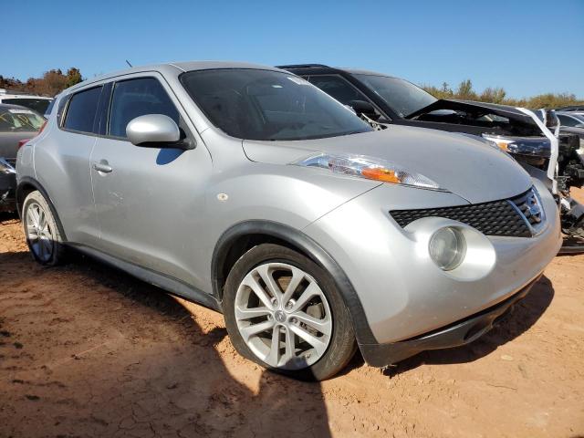 JN8AF5MV0ET362412 - 2014 NISSAN JUKE S SILVER photo 4