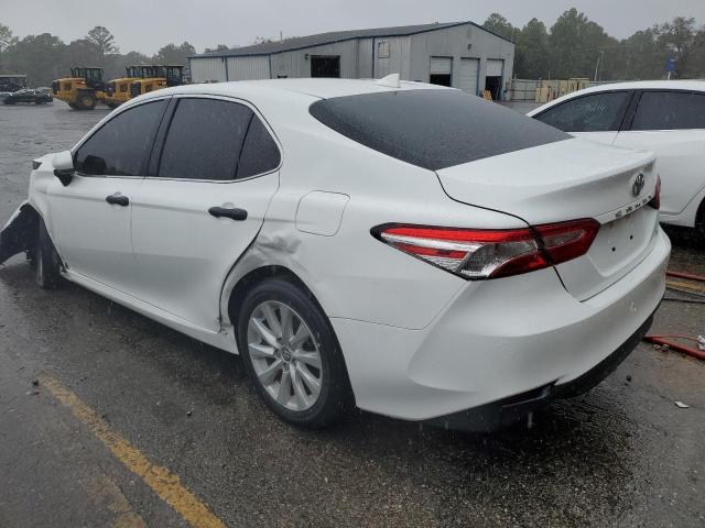 4T1B11HK6KU851177 - 2019 TOYOTA CAMRY L WHITE photo 2