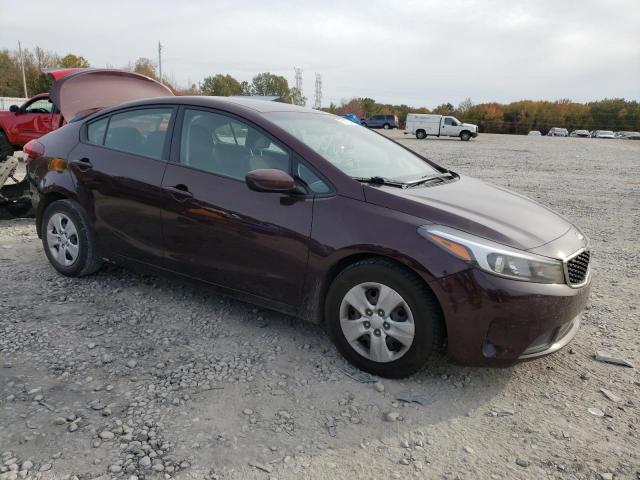 3KPFL4A77JE209541 - 2018 KIA FORTE LX BURGUNDY photo 4