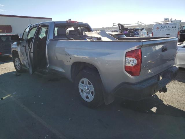 5TFCY5F12MX028236 - 2021 TOYOTA TUNDRA DOUBLE CAB SR/SR5 SILVER photo 2