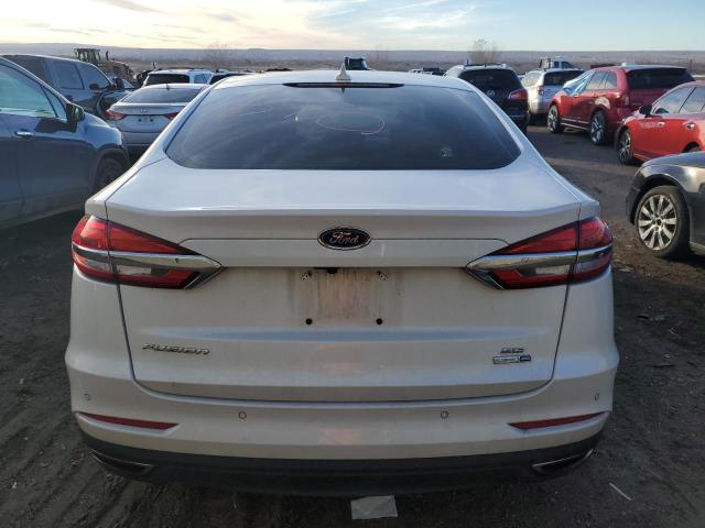 3FA6P0T97LR112272 - 2020 FORD FUSION SE WHITE photo 6