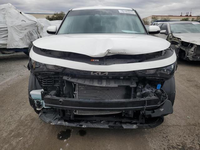 KNDJ53AU0P7851337 - 2023 KIA SOUL GT LINE WHITE photo 5