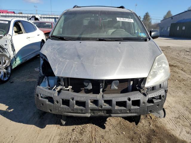 5TDBK23C79S024729 - 2009 TOYOTA SIENNA LE SILVER photo 5