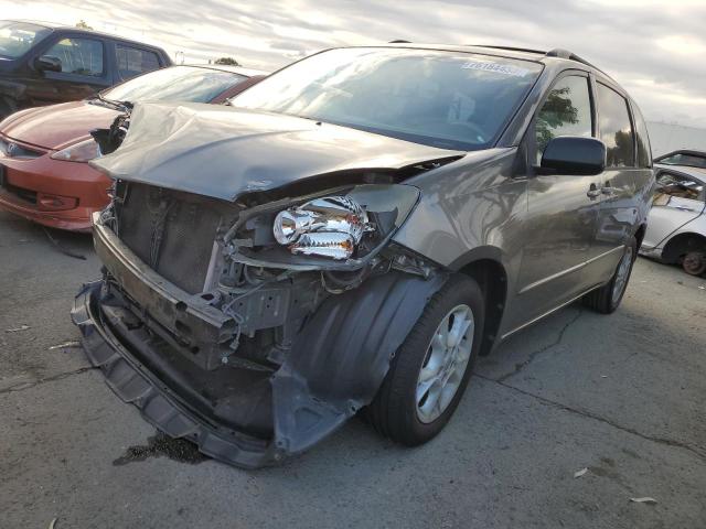 5TDZA23C85S342905 - 2005 TOYOTA SIENNA CE GRAY photo 1