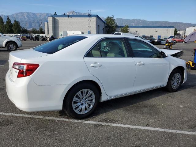 4T1BF1FK2EU448516 - 2014 TOYOTA CAMRY L WHITE photo 3