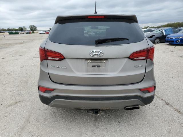 5XYZT3LB3JG572916 - 2018 HYUNDAI SANTA FE S GRAY photo 6