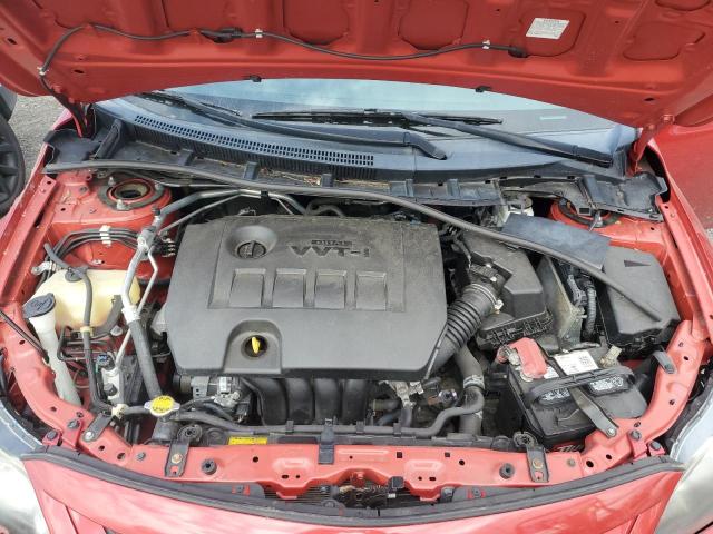 2T1BU4EE5DC108067 - 2013 TOYOTA COROLLA BASE RED photo 11