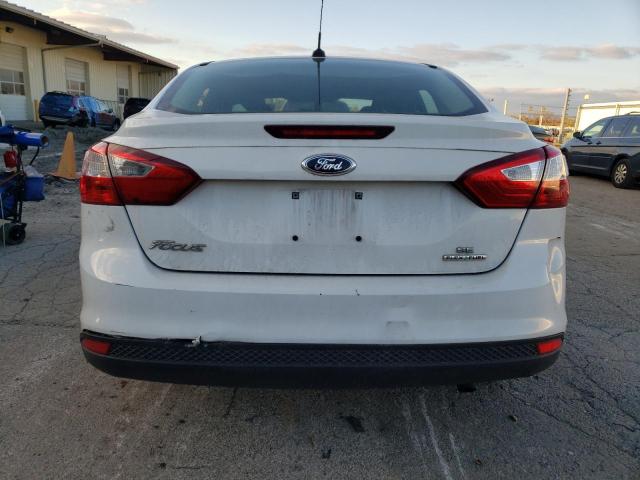 1FADP3F22DL315500 - 2013 FORD FOCUS SE WHITE photo 6