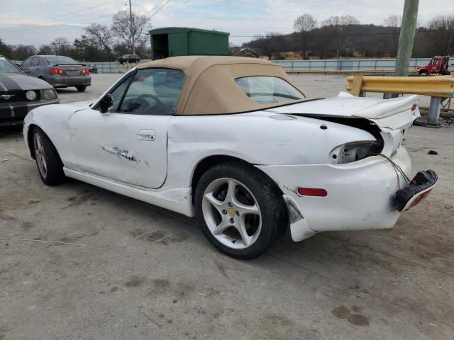JM1NB353X30311590 - 2003 MAZDA MX-5 MIATA BASE WHITE photo 2