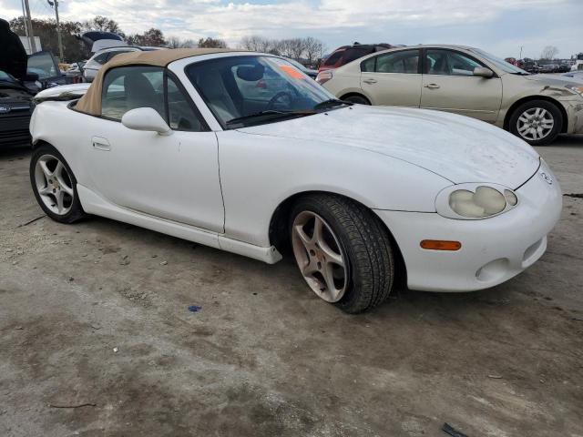JM1NB353X30311590 - 2003 MAZDA MX-5 MIATA BASE WHITE photo 4