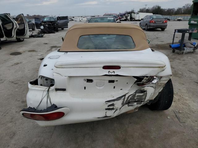 JM1NB353X30311590 - 2003 MAZDA MX-5 MIATA BASE WHITE photo 6