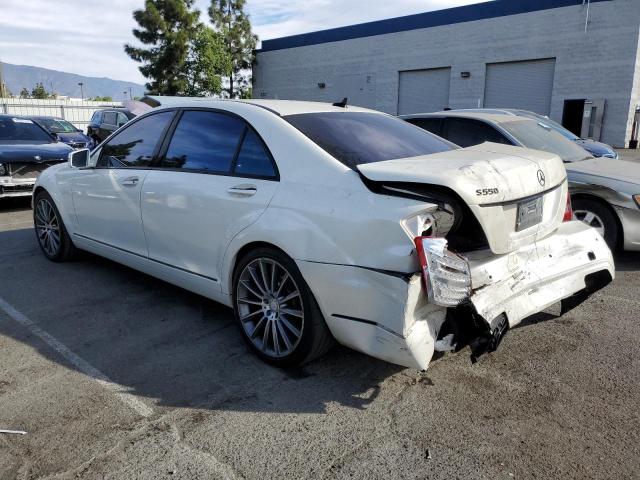 WDDNG7BB3AA294424 - 2010 MERCEDES-BENZ S 550 WHITE photo 2