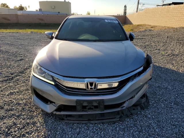 1HGCR2F5XHA044810 - 2017 HONDA ACCORD SPORT SILVER photo 5