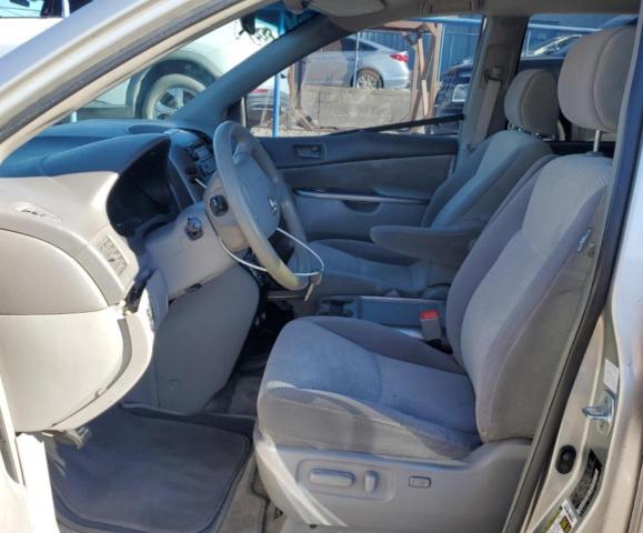 5TDBK23CX8S012377 - 2008 TOYOTA SIENNA LE SILVER photo 7