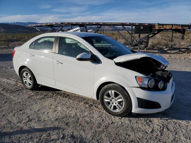 1G1JC5SH0G4121926 - 2016 CHEVROLET SONIC LT WHITE photo 4