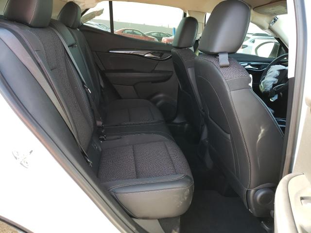 LRBAZLR40ND063034 - 2022 BUICK ENVISION PREFERRED WHITE photo 10