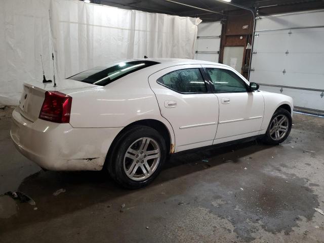 2B3LA43H98H239994 - 2008 DODGE CHARGER WHITE photo 3