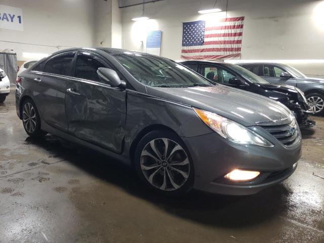 5NPEC4ABXEH827633 - 2014 HYUNDAI SONATA SE GRAY photo 4