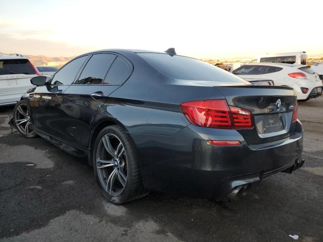 WBSFV9C57DD096644 - 2013 BMW M5 GRAY photo 2