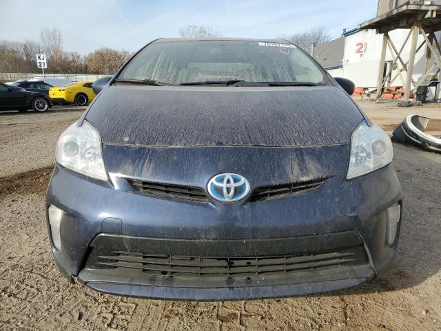 JTDKN3DU3F0397463 - 2015 TOYOTA PRIUS BLUE photo 5