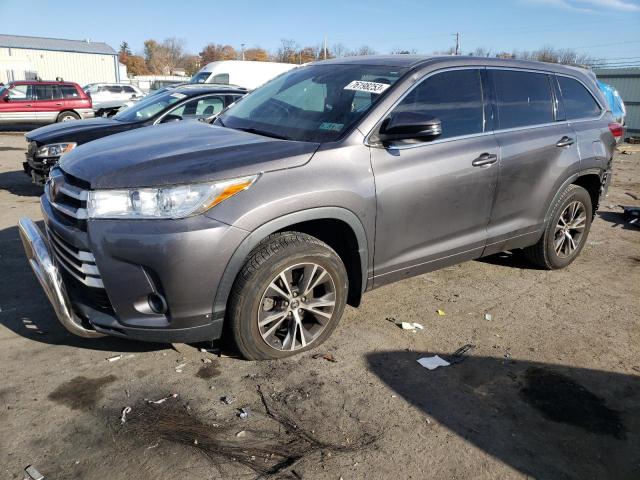 5TDBZRFH0JS907989 - 2018 TOYOTA HIGHLANDER LE GRAY photo 1