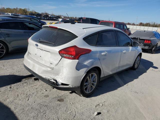 1FADP3K21HL246486 - 2017 FORD FOCUS SE WHITE photo 3