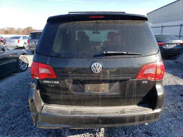 2C4RVABG8CR393653 - 2012 VOLKSWAGEN ROUTAN SE BLACK photo 6