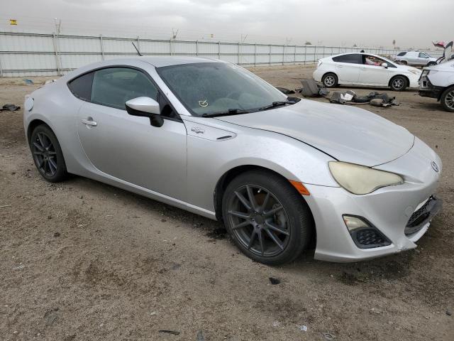 JF1ZNAA13E8705346 - 2014 TOYOTA SCION FR-S SILVER photo 4